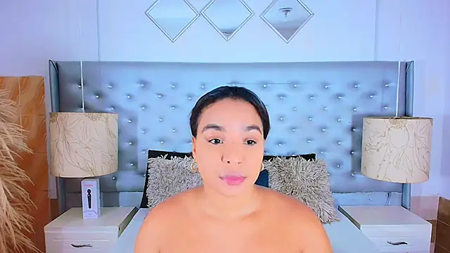 EileenBenzon online show from 09/30/25, 03:07