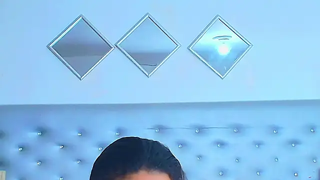 EileenBenzon online show from 10/22/25, 02:27