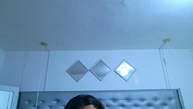 EileenBenzon online show from 04/27/26, 01:42