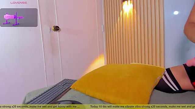Lil eva2 online show from 09/11/25, 07:25