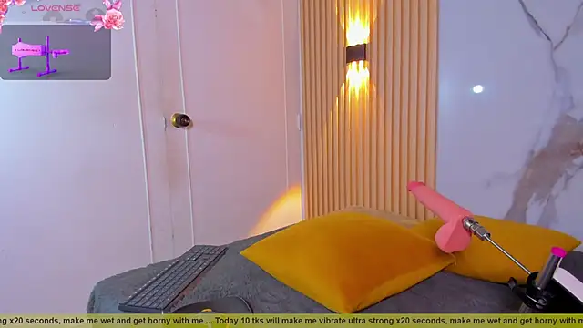 Lil eva2 online show from 09/18/25, 07:28