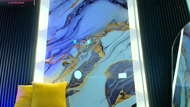 Lil eva2 online show from 12/17/25, 07:30