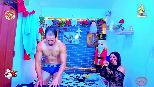 Snapshot of alessandro27yleonora chatting on 12/17/25, 10:42 alessandro27yleonora online show from 12/17/25, 10:42