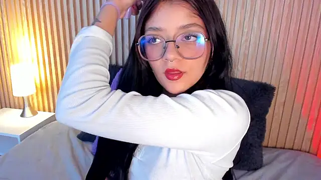 lana dol online show from 10/24/25, 01:10