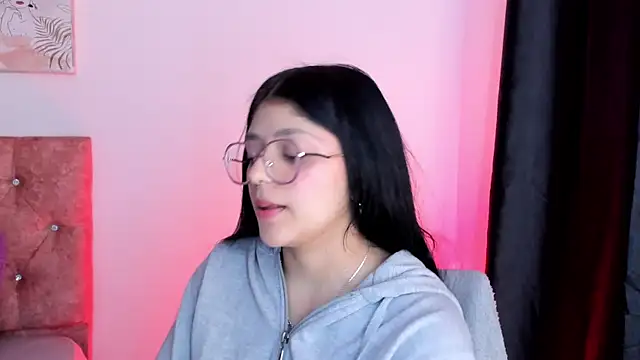 Snapshot of lana_dol chatting on 03/15/25, 12:13 lana dol online show from 03/15/25, 12:13