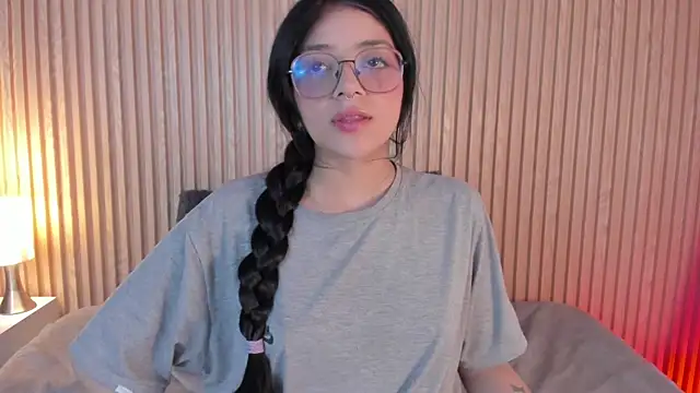 lana dol online show from 11/19/25, 02:28