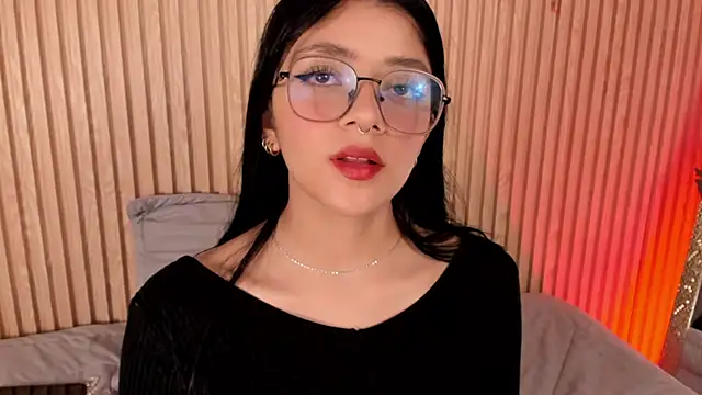 lana dol online show from 12/19/25, 01:24