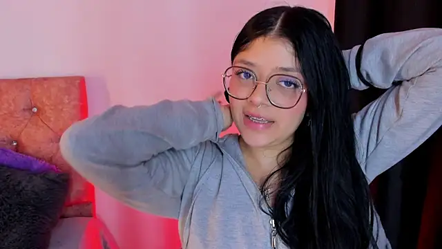 Snapshot of lana_dol chatting on 02/21/25, 12:06 lana dol online show from 02/21/25, 12:06