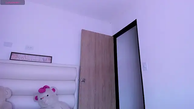 gaby desire777 online show from 06/20/26, 08:08
