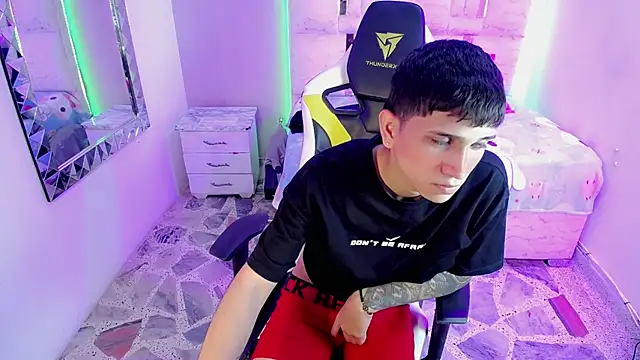 Brayan lopezz online show from 01/27/25, 03:39