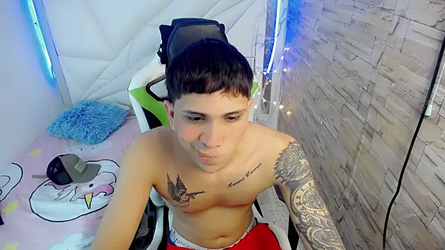 Brayan lopezz online show from 01/21/25, 03:54