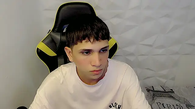 Brayan lopezz online show from 01/25/25, 12:47