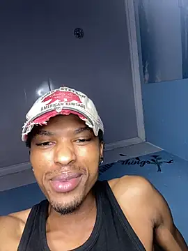 Snapshot of BlueIceCube chatting on 12/16/24, 09:57 BlueIceCube online show from 12/16/24, 09:57