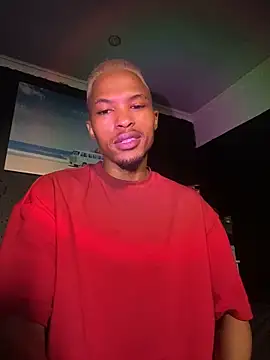 Snapshot of BlueIceCube chatting on 10/16/25, 04:54 BlueIceCube online show from 10/16/25, 04:54