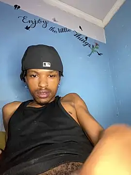 Snapshot of BlueIceCube chatting on 12/19/24, 09:49 BlueIceCube online show from 12/19/24, 09:49