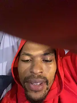 Snapshot of BlueIceCube chatting on 02/20/25, 12:04 BlueIceCube online show from 02/20/25, 12:04