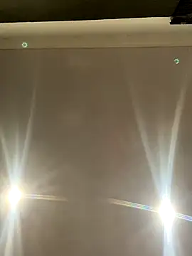 Snapshot of BlueIceCube chatting on 09/28/25, 05:36 BlueIceCube online show from 09/28/25, 05:36