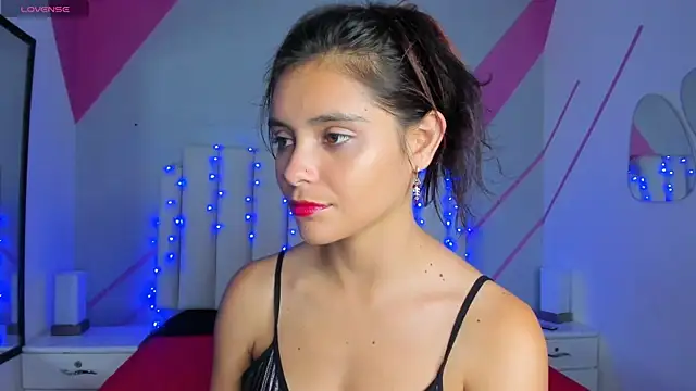 Salome rouse1 online show from 11/11/25, 12:49