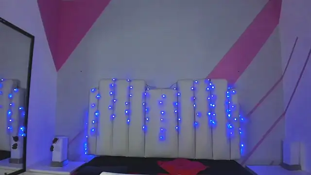 Salome rouse1 online show from 11/13/25, 04:00