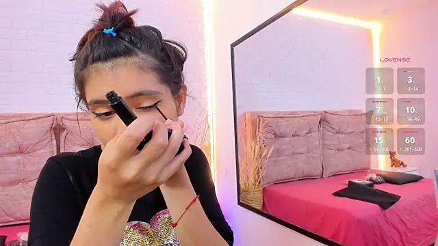 Salome rouse1 online show from 12/23/25, 12:11