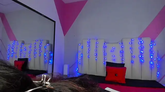 Salome rouse1 online show from 11/20/25, 07:47