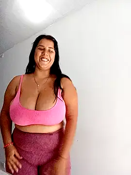 andreinabigtits online show from 02/04/25, 07:11