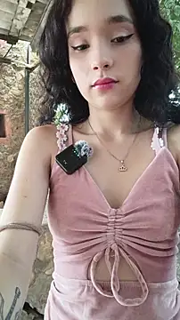 Snapshot of sweet_outdoor_charm chatting on 04/09/26, 03:18 sweet outdoor charm online show from 04/09/26, 03:18