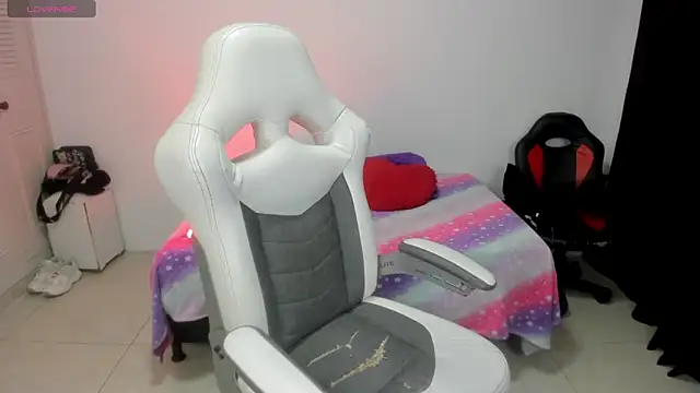 sofiakey online show from 05/17/26, 04:34