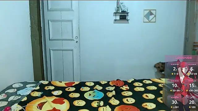 cherrydelioncourt online show from 11/06/25, 12:58