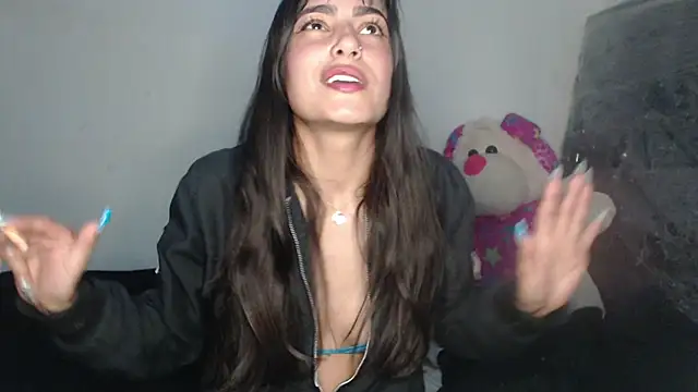 skinny sweet2411 online show from 03/19/26, 02:00