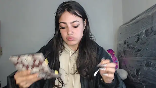 skinny sweet2411 online show from 11/29/25, 04:23