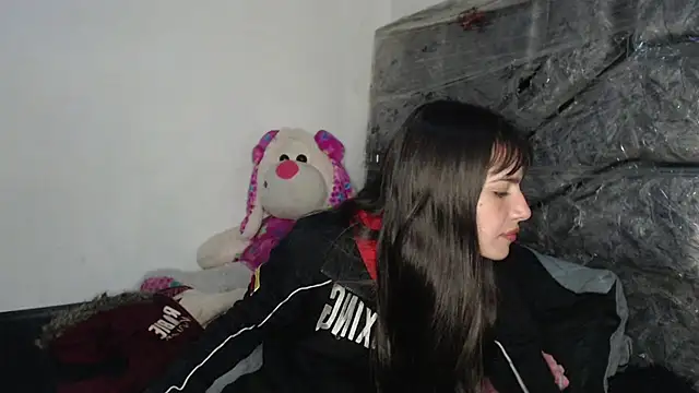 skinny sweet2411 online show from 02/18/26, 03:37