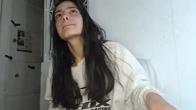 skinny sweet2411 online show from 11/10/25, 01:43