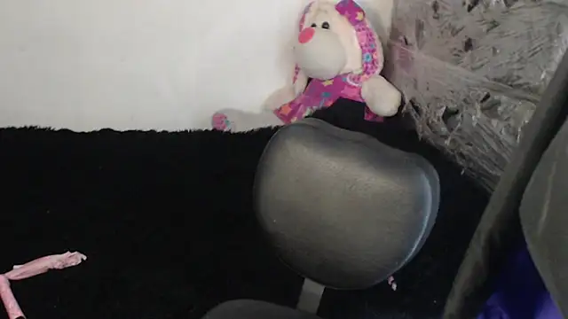 skinny sweet2411 online show from 12/03/25, 04:13