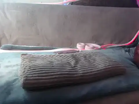 Snapshot of GoddessMonicaNylon chatting on 03/20/25, 04:29 GoddessMonicaNylon online show from 03/20/25, 04:29