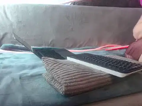 Snapshot of GoddessMonicaNylon chatting on 03/19/25, 05:41 GoddessMonicaNylon online show from 03/19/25, 05:41
