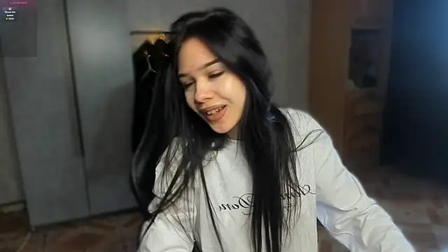 SweetyDeviliya online show from 04/14/26, 06:07