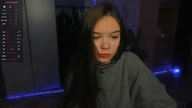 SweetyDeviliya online show from 11/28/25, 01:33