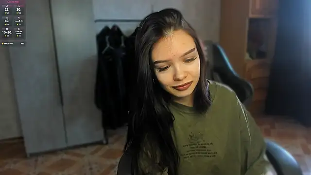 SweetyDeviliya online show from 04/13/26, 06:28