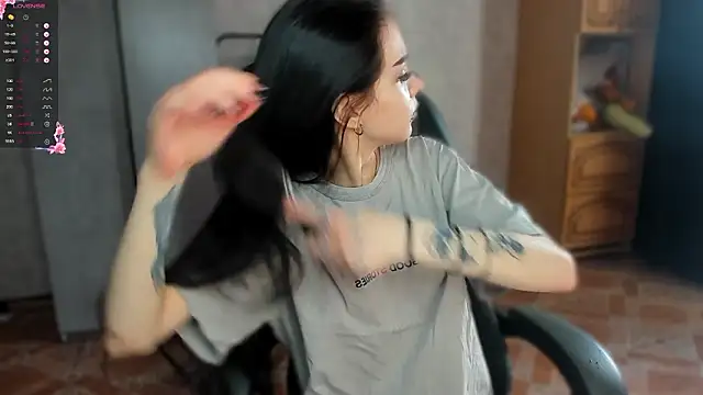 SweetyDeviliya online show from 03/25/26, 11:31