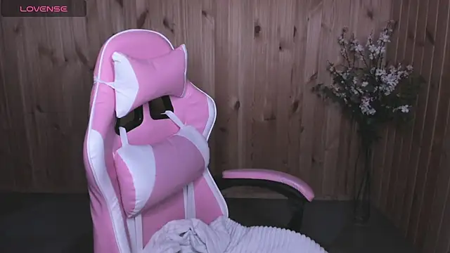 SweetyDeviliya online show from 03/12/25, 10:16