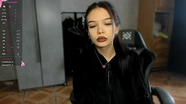 SweetyDeviliya online show from 03/12/26, 06:39