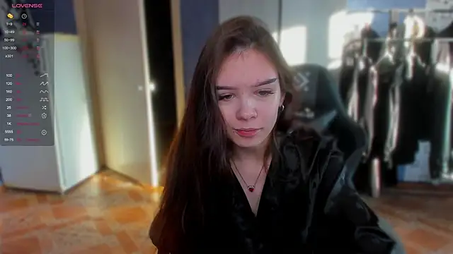 SweetyDeviliya online show from 12/05/25, 07:51