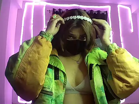 Snapshot of your_pokkie chatting on 02/15/25, 08:45 your pokkie online show from 02/15/25, 08:45