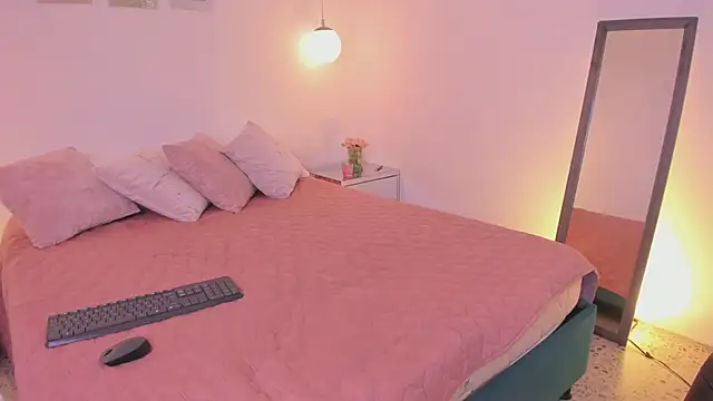 ibella7 online show from 03/28/26, 07:48