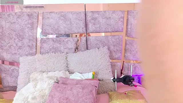 Dakota-Bruce online show from 11/12/25, 02:43