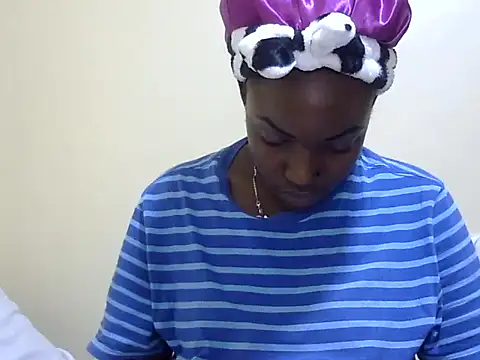 Chichii- online show from 01/05/25, 01:13