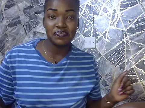 Chichii- online show from 09/27/25, 01:39