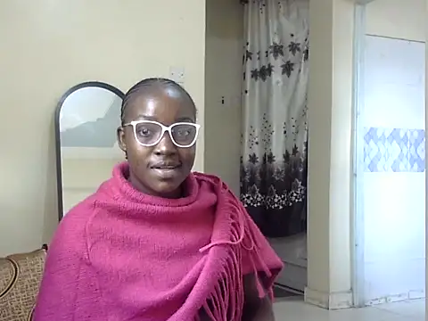 Chichii- online show from 12/23/25, 10:58