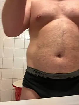 Snapshot of Johny69xo chatting on 03/16/25, 09:26 Johny69xo online show from 03/16/25, 09:26